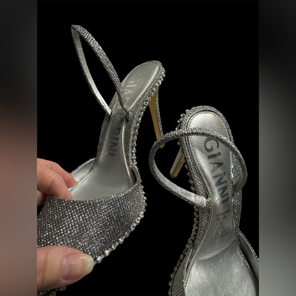 GIANNI BINI  gorgeous silver dress heels; EUC: Very elegant! - Picture 7 of 11